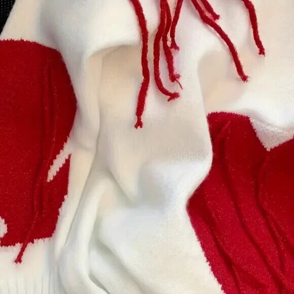 Bleeding Hearts Cozy Pullover Sweater - Picture 4 of 7